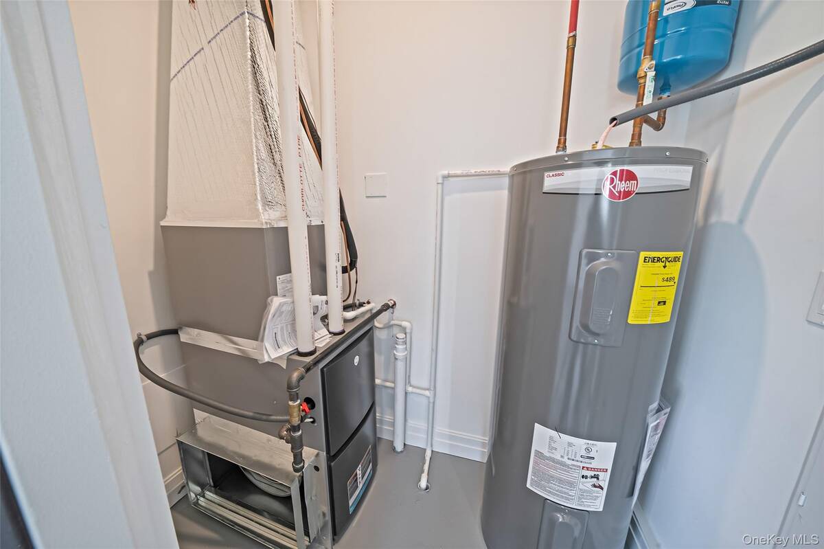 #23 photo, 101 Dover Street, サフォーク郡 Central Islip , NY 11722