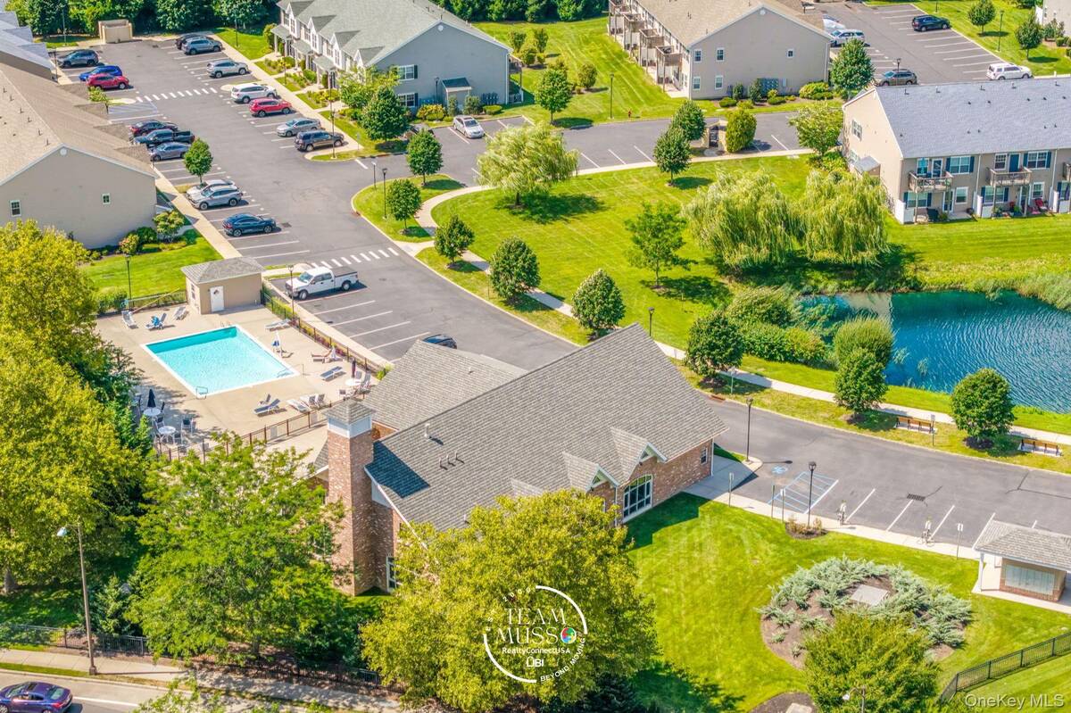 #33 photo, 104 Dover Street, サフォーク郡 Central Islip , NY 11722