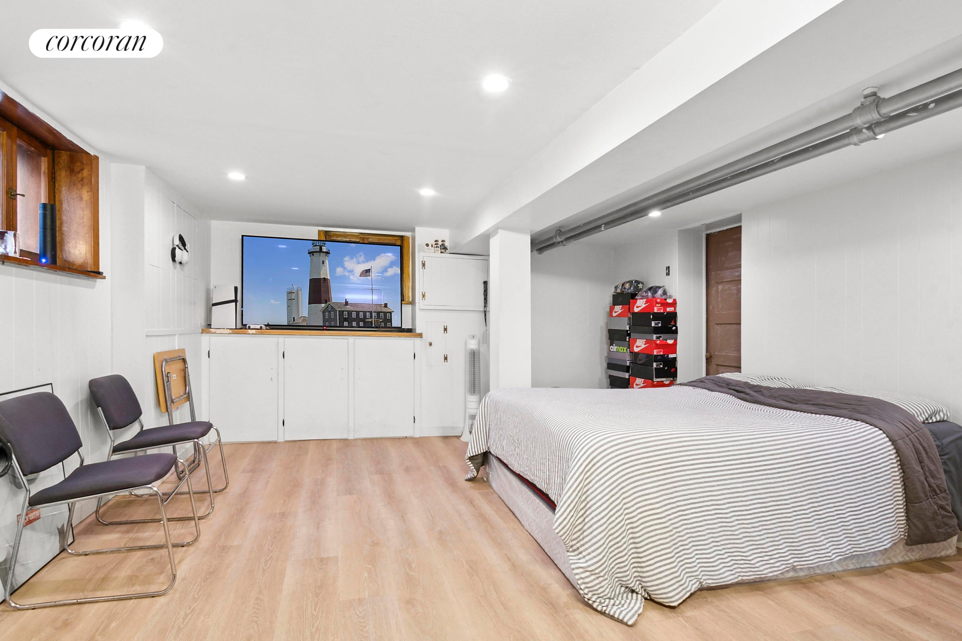 #9 photo, 91-22 97TH Street, Woodhaven , NY 11421