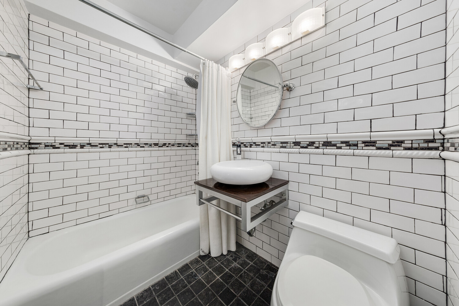 #6 photo, 220 E 67TH Street, マンハッタン Lenox Hill , NY 10065