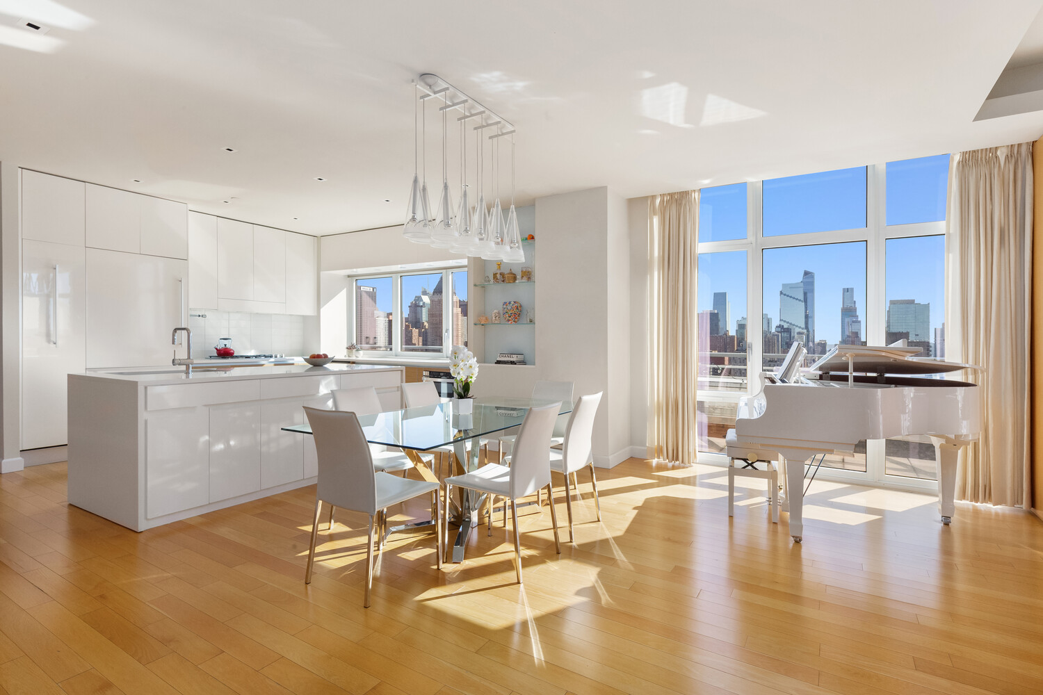 #4 photo, 555 W 59TH Street, マンハッタン Lincoln Square , NY 10019