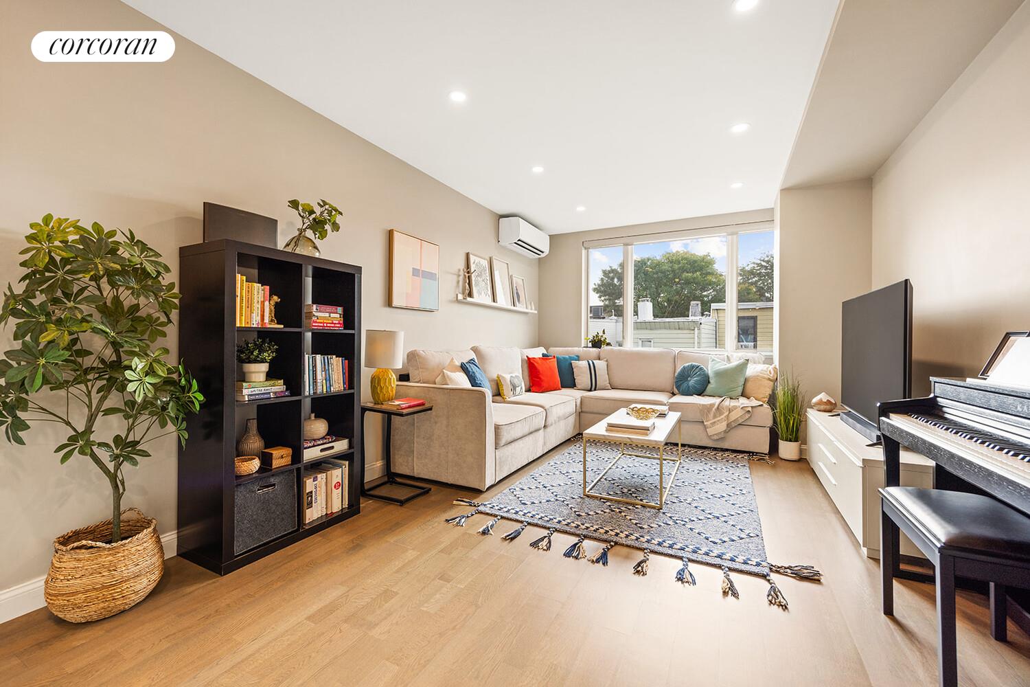 #1 photo, 1638 8TH Avenue, ब्रुकलीन Park Slope , NY 11215