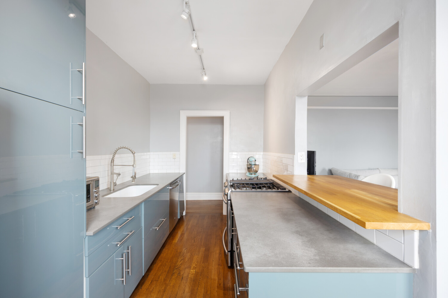 #5 photo, 345 MONTGOMERY Street, ブルックリン区 Crown Heights , NY 11225