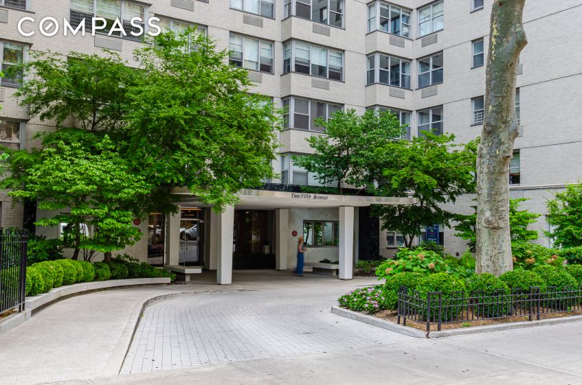 #8 photo, 2 5th Avenue, マンハッタン Greenwich Village , NY 10011