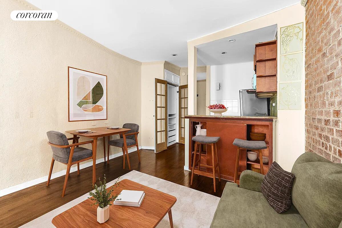 #4 photo, New York City, Lenox Hill , NY 10021