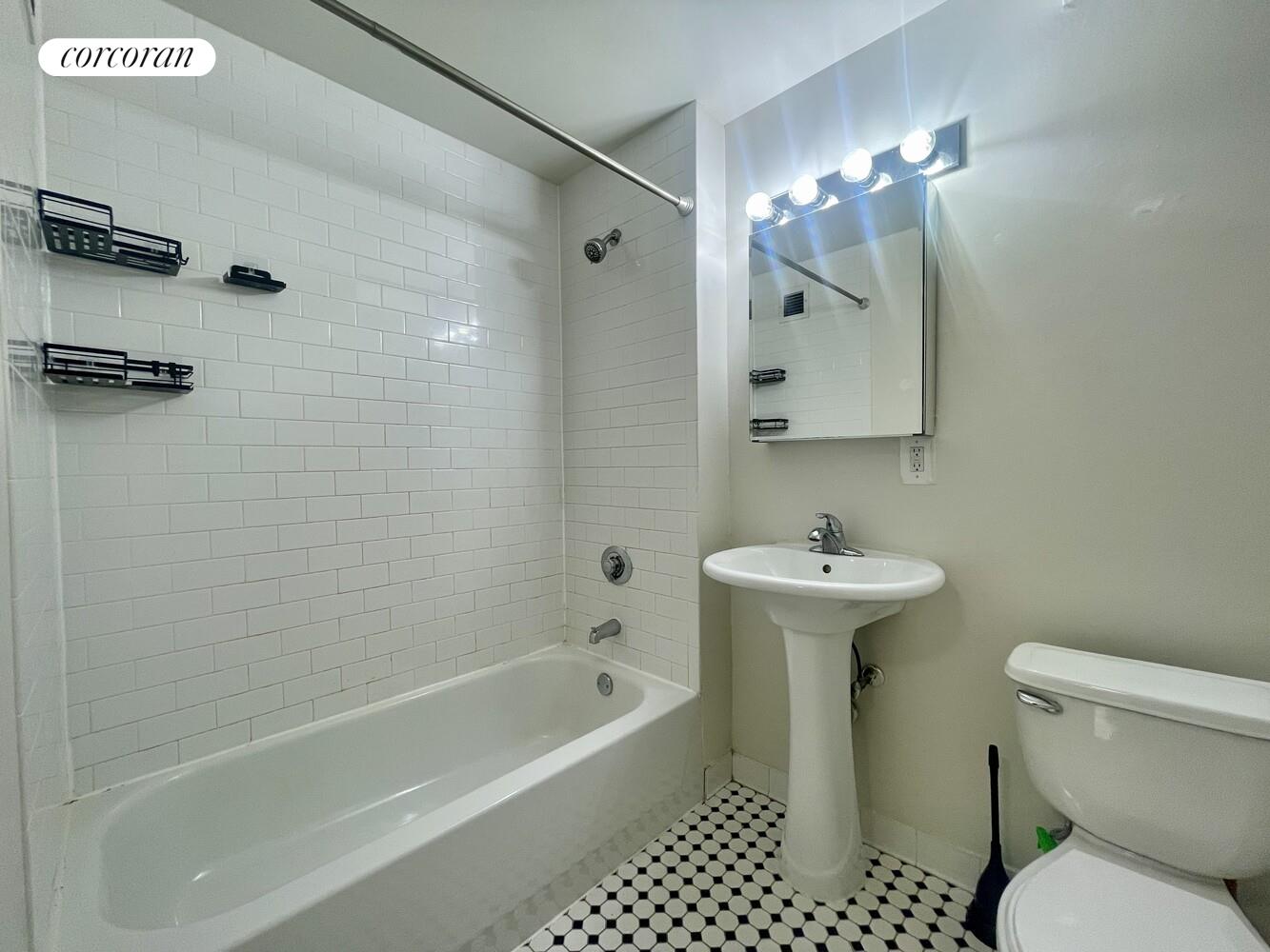 #11 photo, New York City, マンハッタン Upper West Side , NY 10025