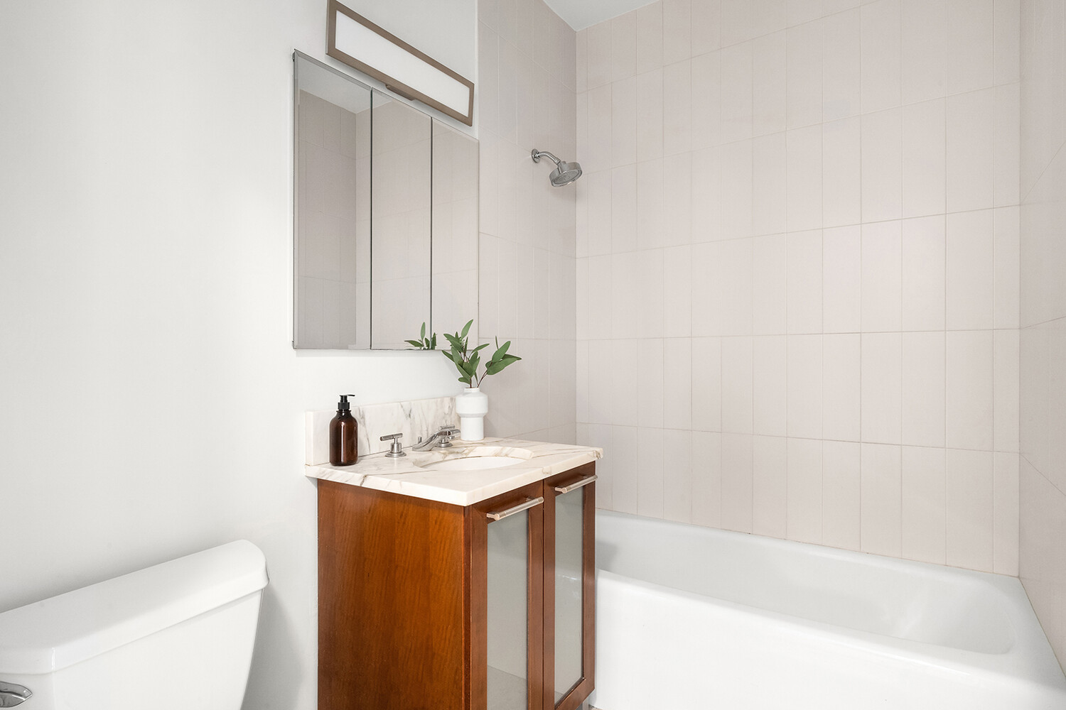 #11 photo, 121 E 23RD Street, Flatiron , NY 10010