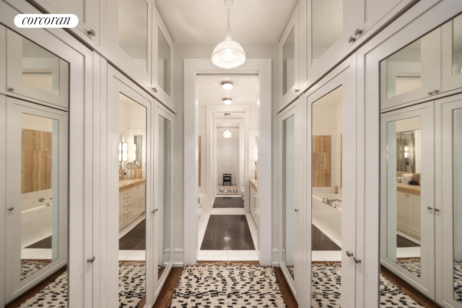 #19 photo, 22 W 70TH Street, Lincoln Square , NY 10023