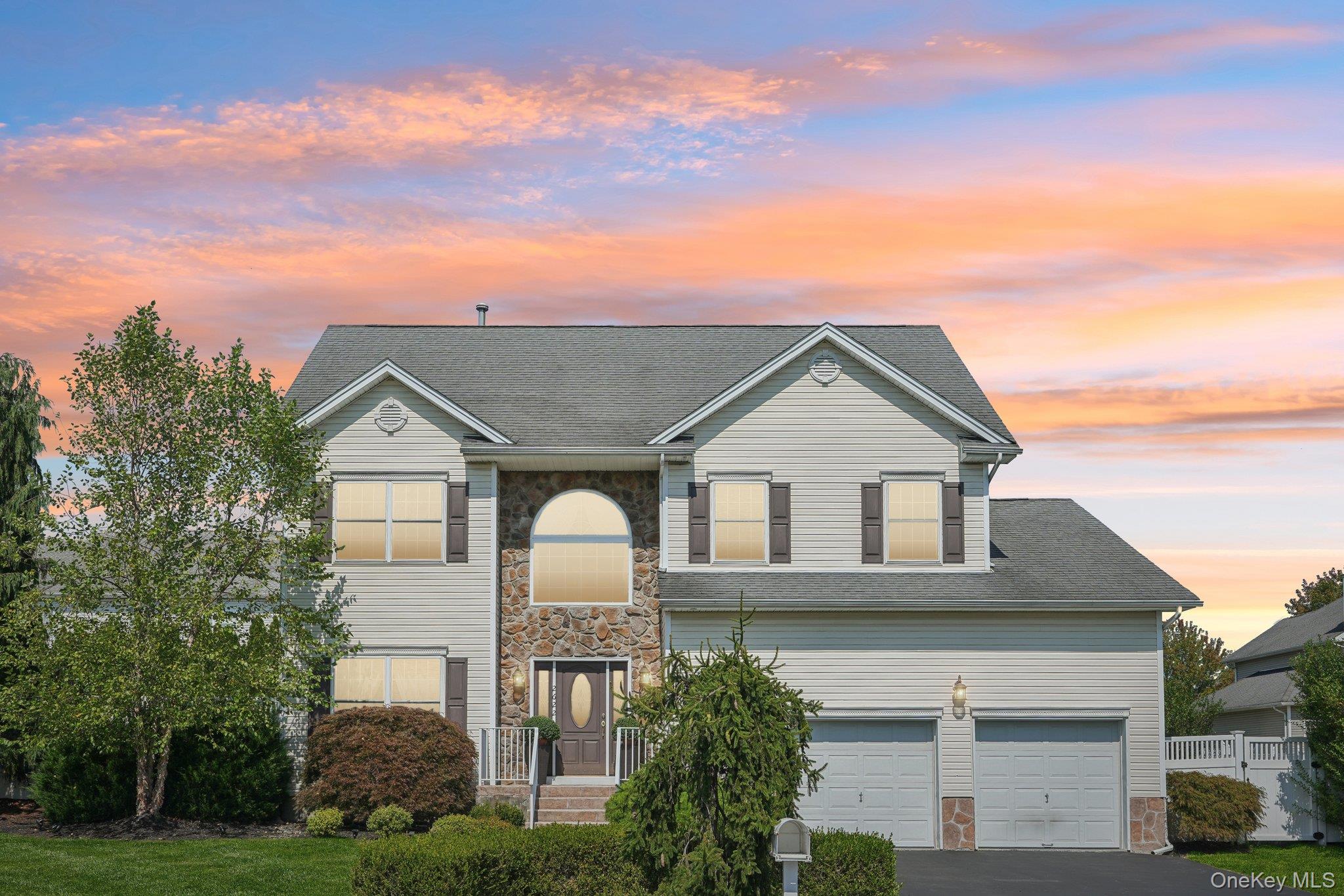 #1 photo, 2622 Liberty Ridge, New Windsor , NY 12553