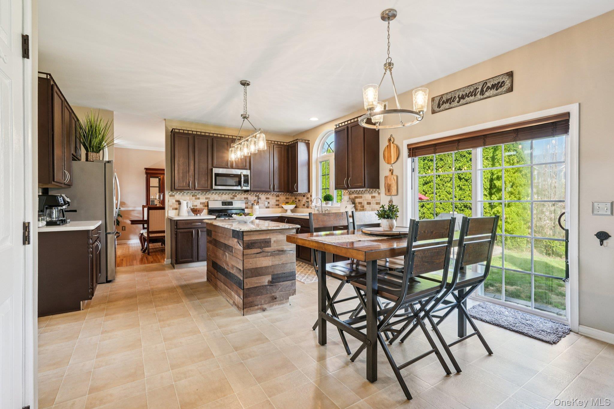 #12 photo, 2622 Liberty Ridge, New Windsor , NY 12553