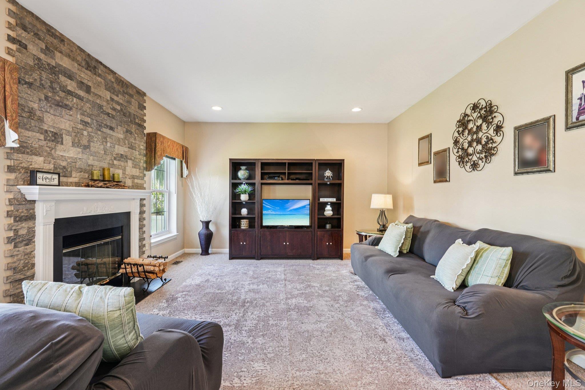 #14 photo, 2622 Liberty Ridge, New Windsor , NY 12553