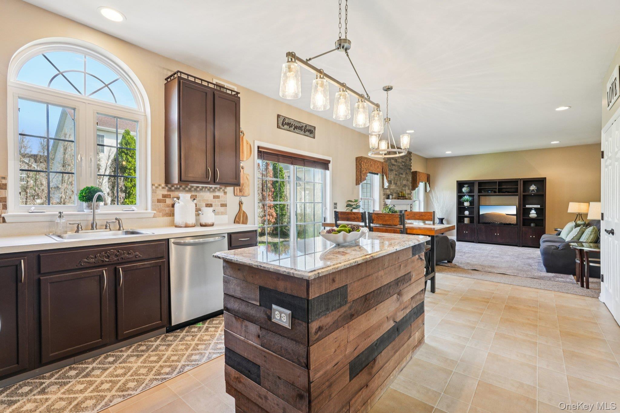 #9 photo, 2622 Liberty Ridge, New Windsor , NY 12553