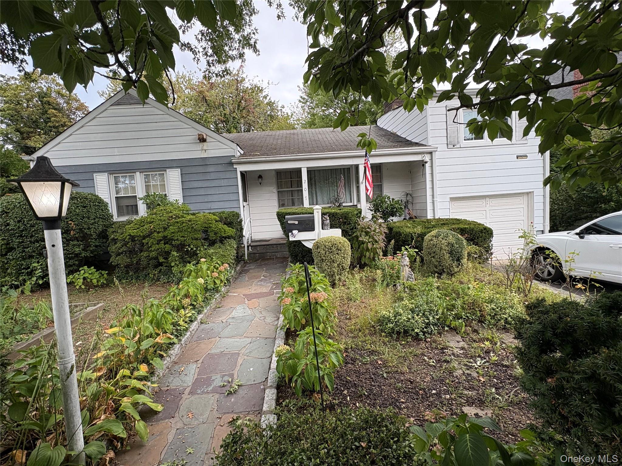 #1 photo, 205 Kimball Terrace, Yonkers , NY 10704