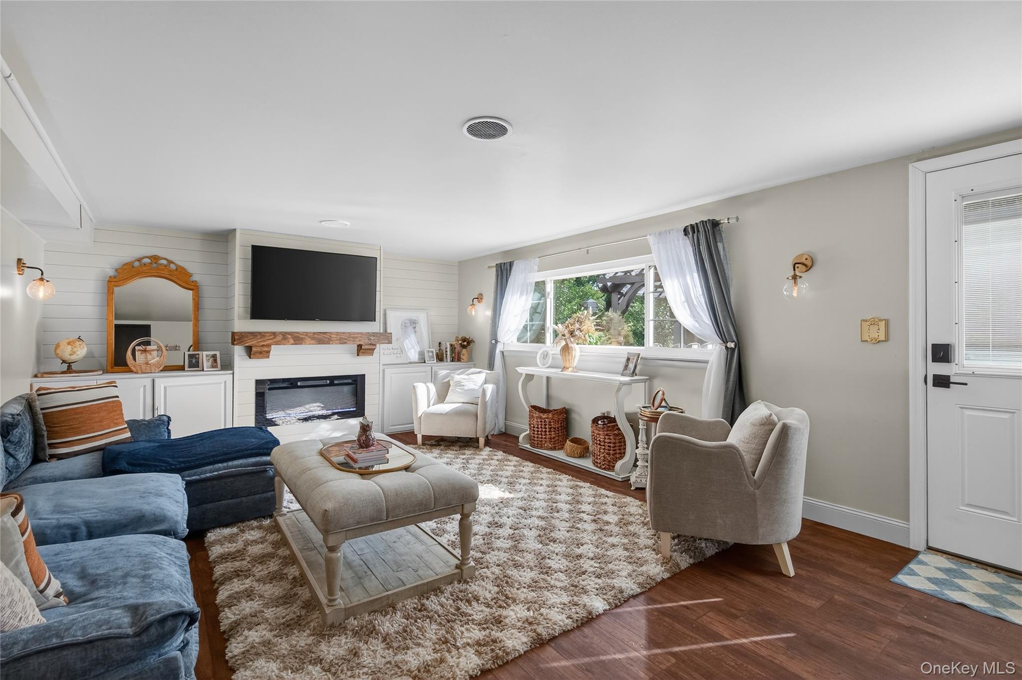 #12 photo, 2 Edgewood Drive, Saugerties , NY 12477