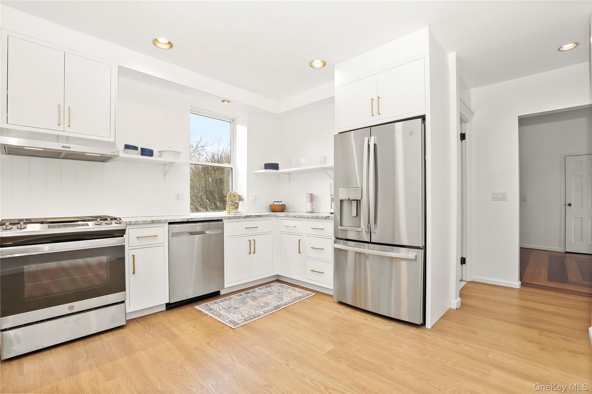 #3 photo, 16 Bedford Road, Katonah , NY 10536