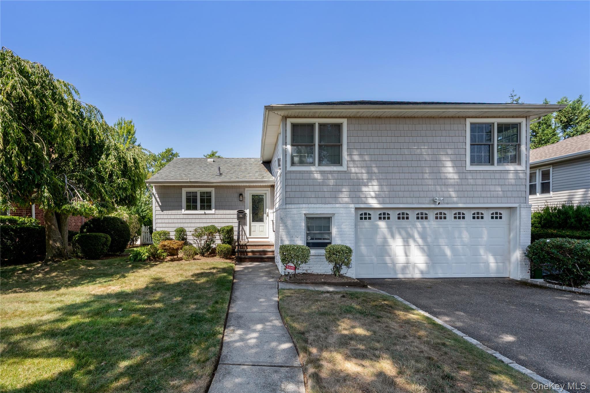 #1 photo, 106 Hayes Street, Garden City , NY 11530