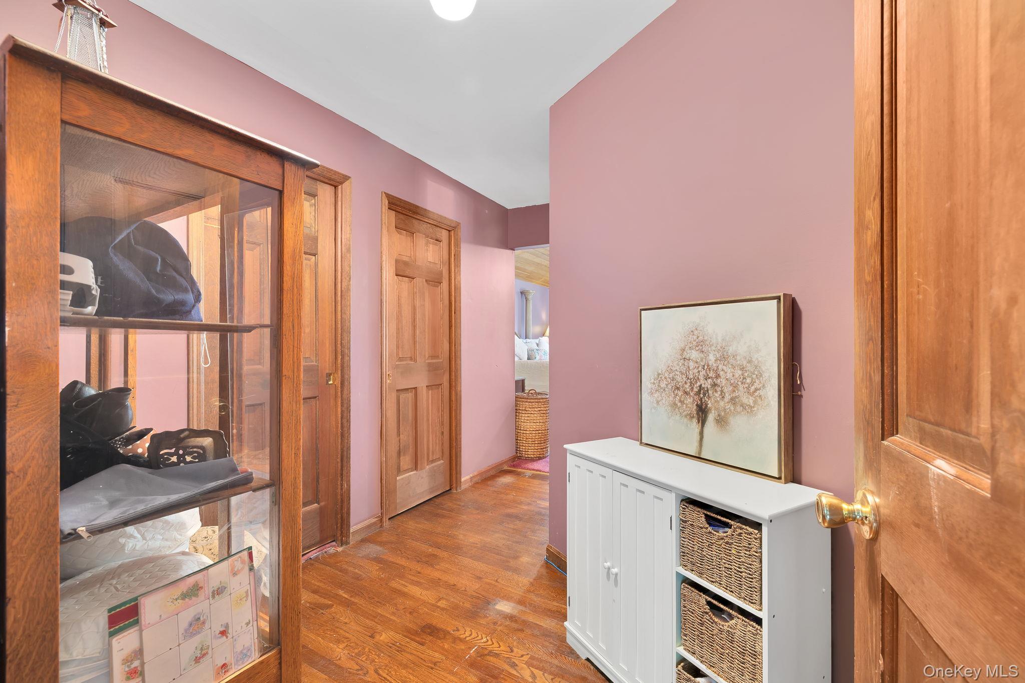 #19 photo, 5 Mohican Court, Salisbury Mills , NY 12577