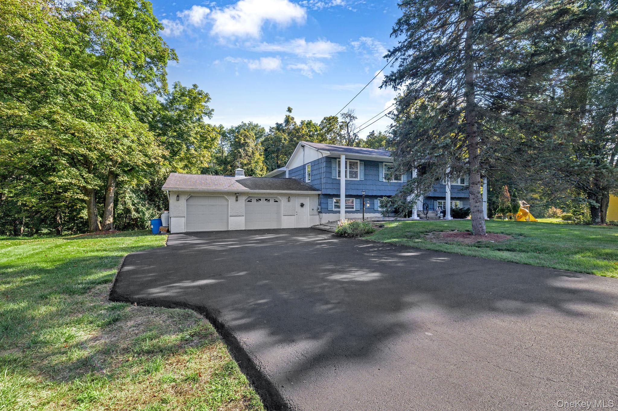 #4 photo, 5 Mohican Court, Salisbury Mills , NY 12577