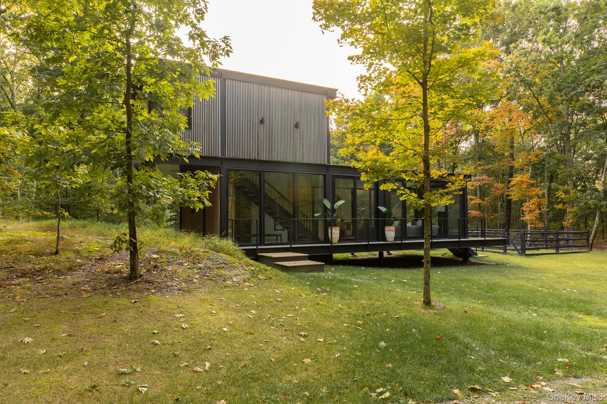 #3 photo, 283 Willow Glen Road, Red Hook , NY 12571