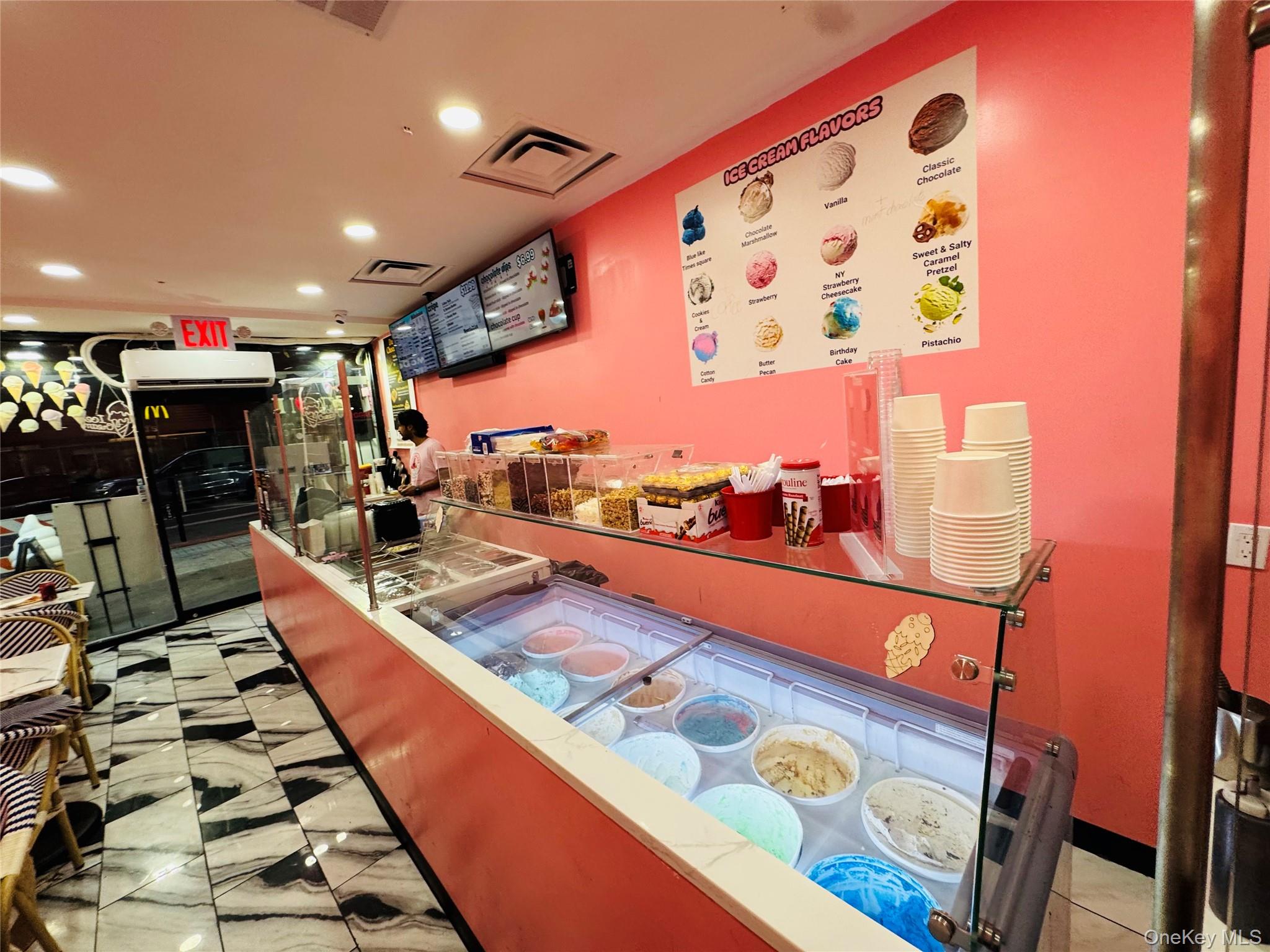 #11 photo, 1656 broadway, マンハッタン New York (Manhattan) , NY 10019