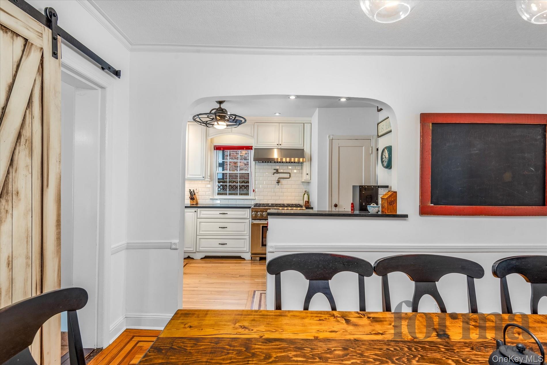 #10 photo, 5022 Overbrook Street, Douglaston , NY 11362