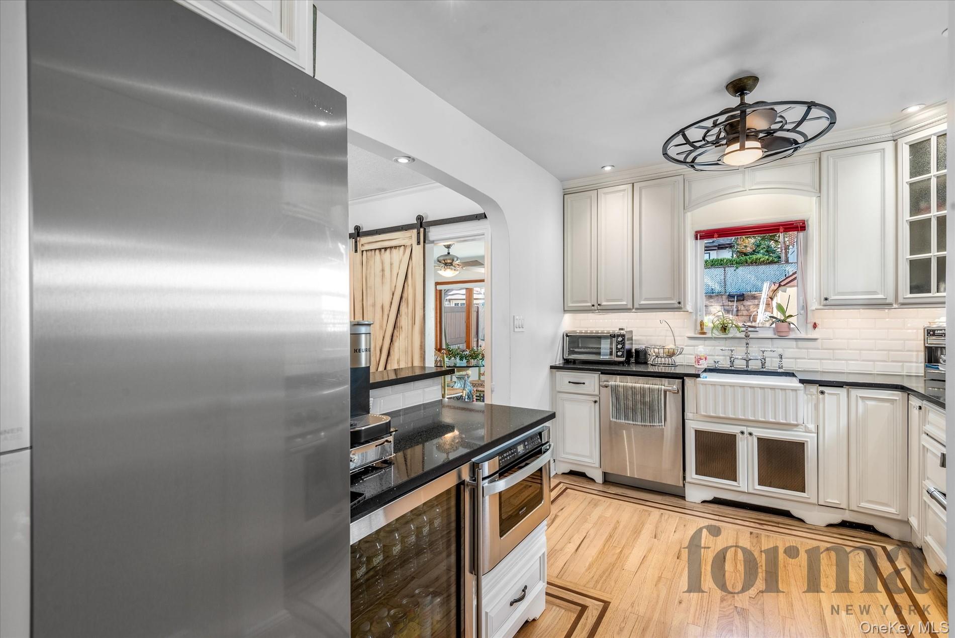 #12 photo, 5022 Overbrook Street, Douglaston , NY 11362