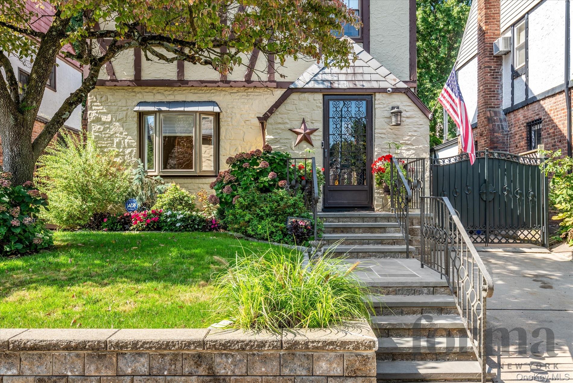 #3 photo, 5022 Overbrook Street, Douglaston , NY 11362