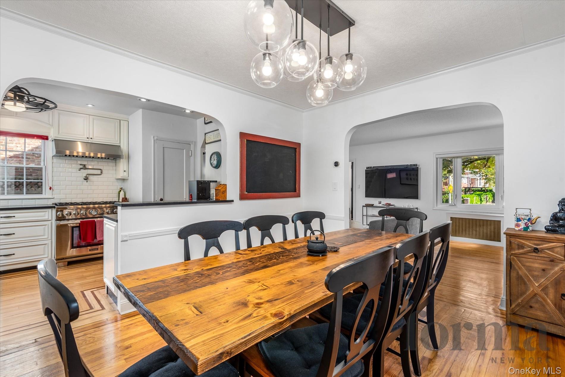 #9 photo, 5022 Overbrook Street, Douglaston , NY 11362