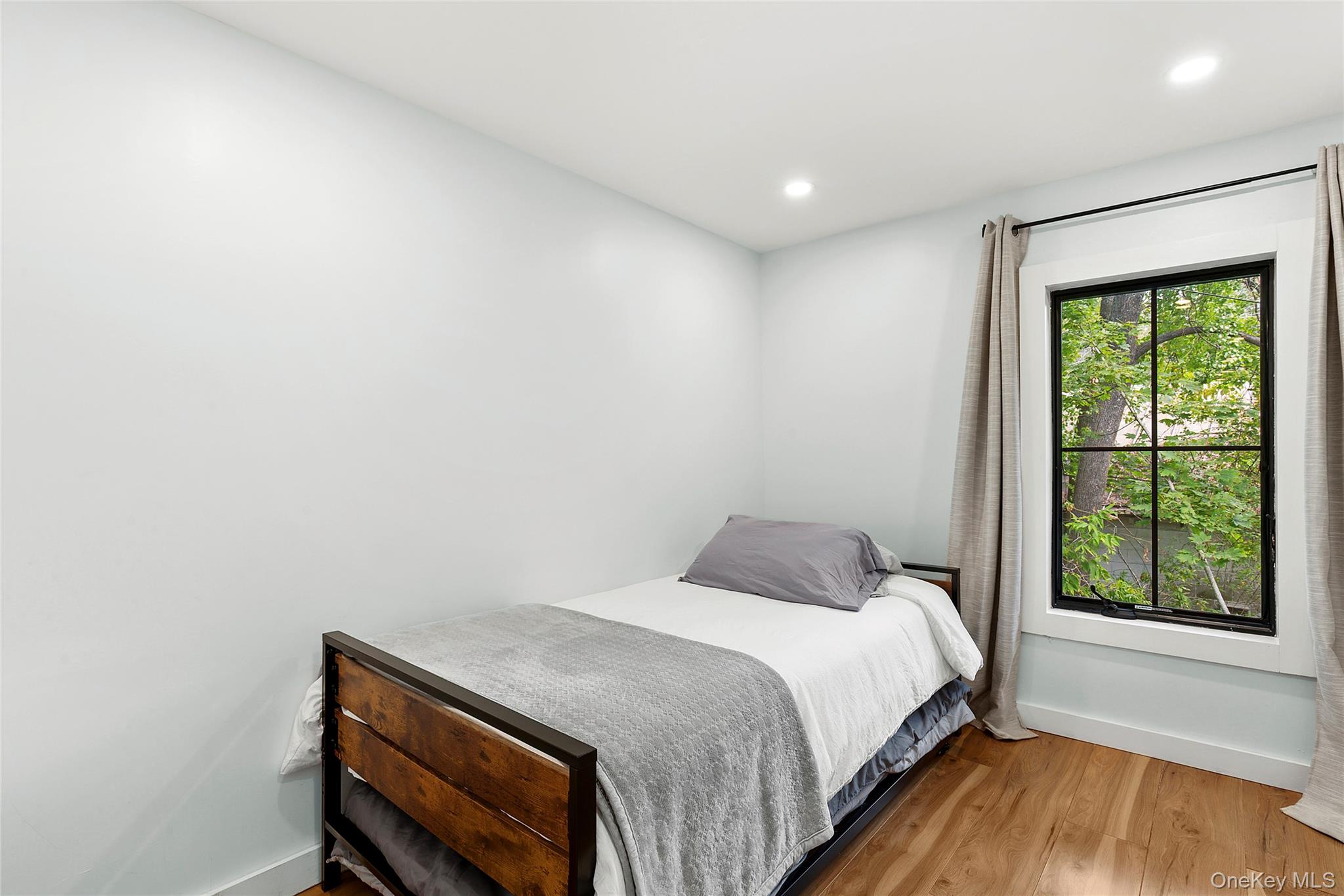 #9 photo, 73175 Main Road, サフォーク郡 Greenport , NY 11944