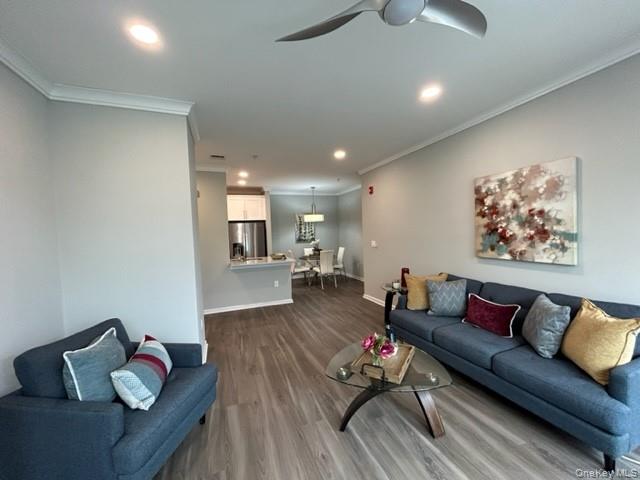 #7 photo, 616 Charles Pond Drive, サフォーク郡 Coram , NY 11727