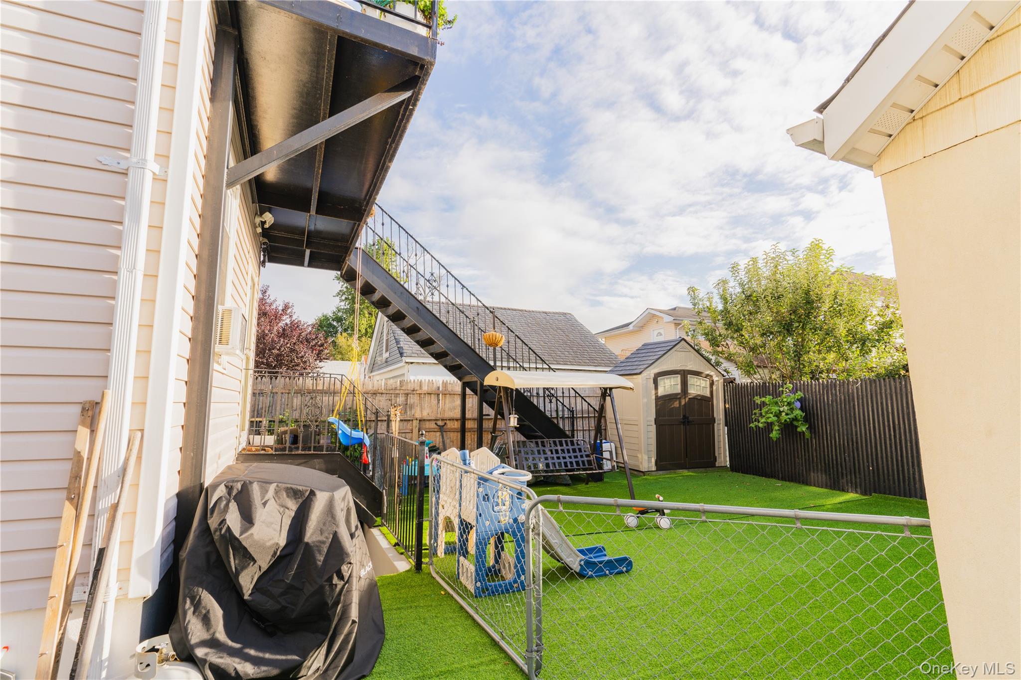 #6 photo, 10924 122nd Street, South Ozone Park , NY 11420