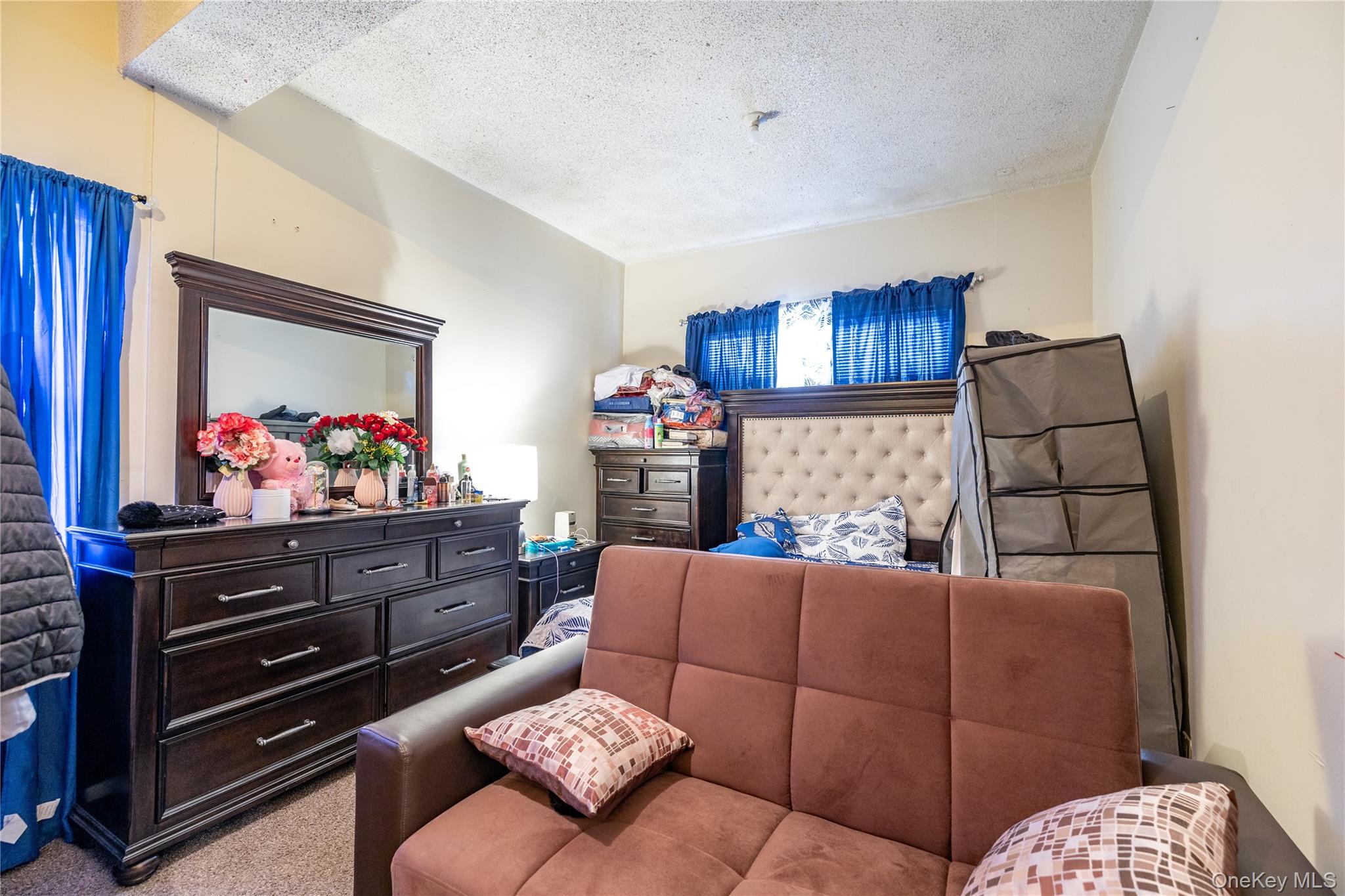 #16 photo, 186-02 Foch Boulevard, Saint Albans , NY 11412