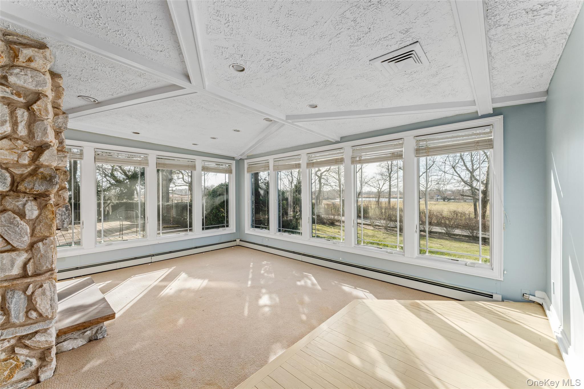 #10 photo, 803 Barberry Lane, Woodsburgh , NY 11598