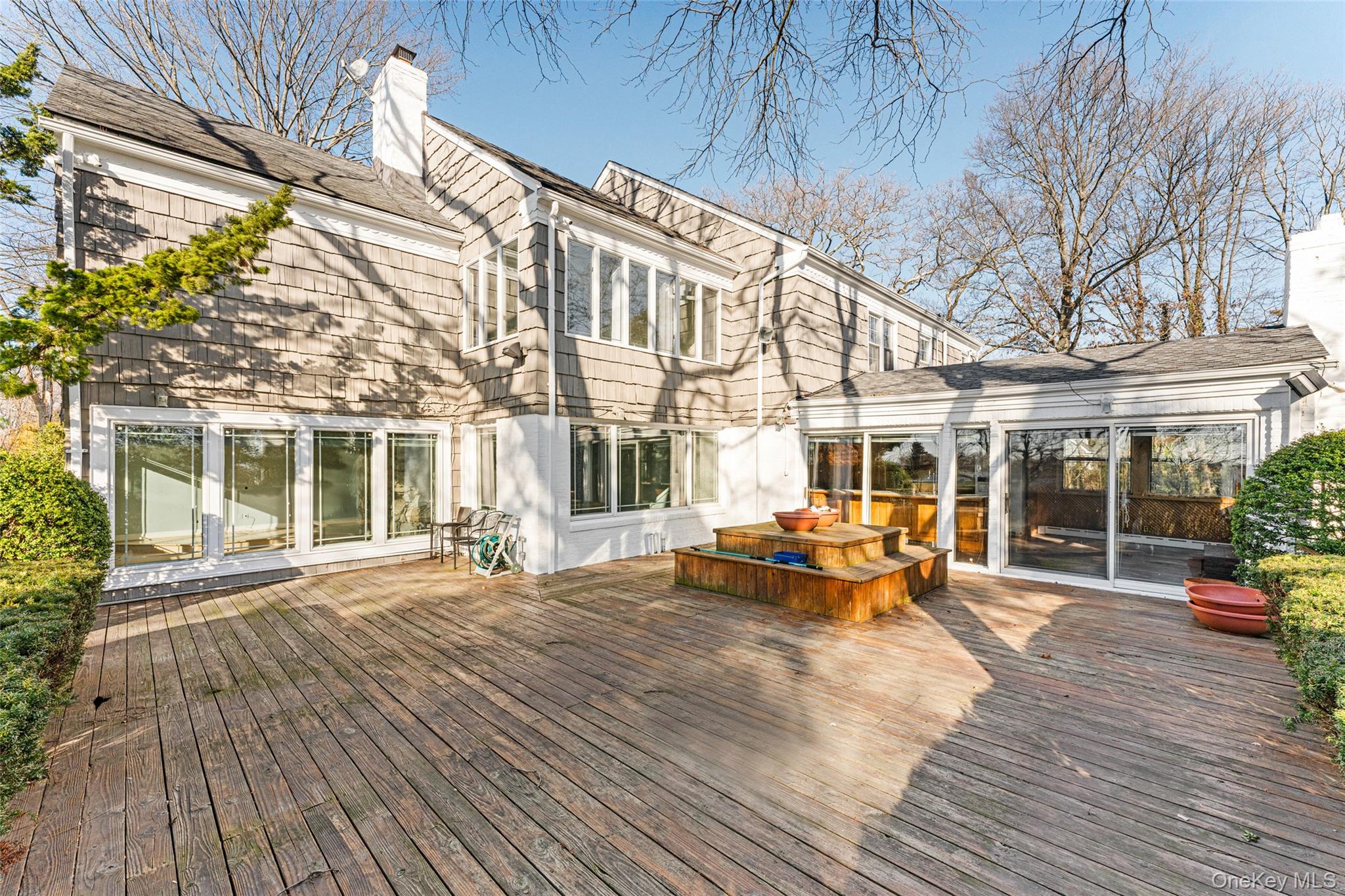 #3 photo, 803 Barberry Lane, Woodsburgh , NY 11598