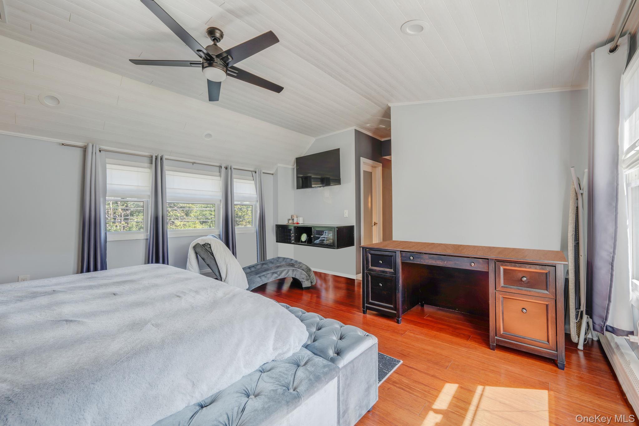 #19 photo, 183 Old Country Road, サフォーク郡 Speonk , NY 11972