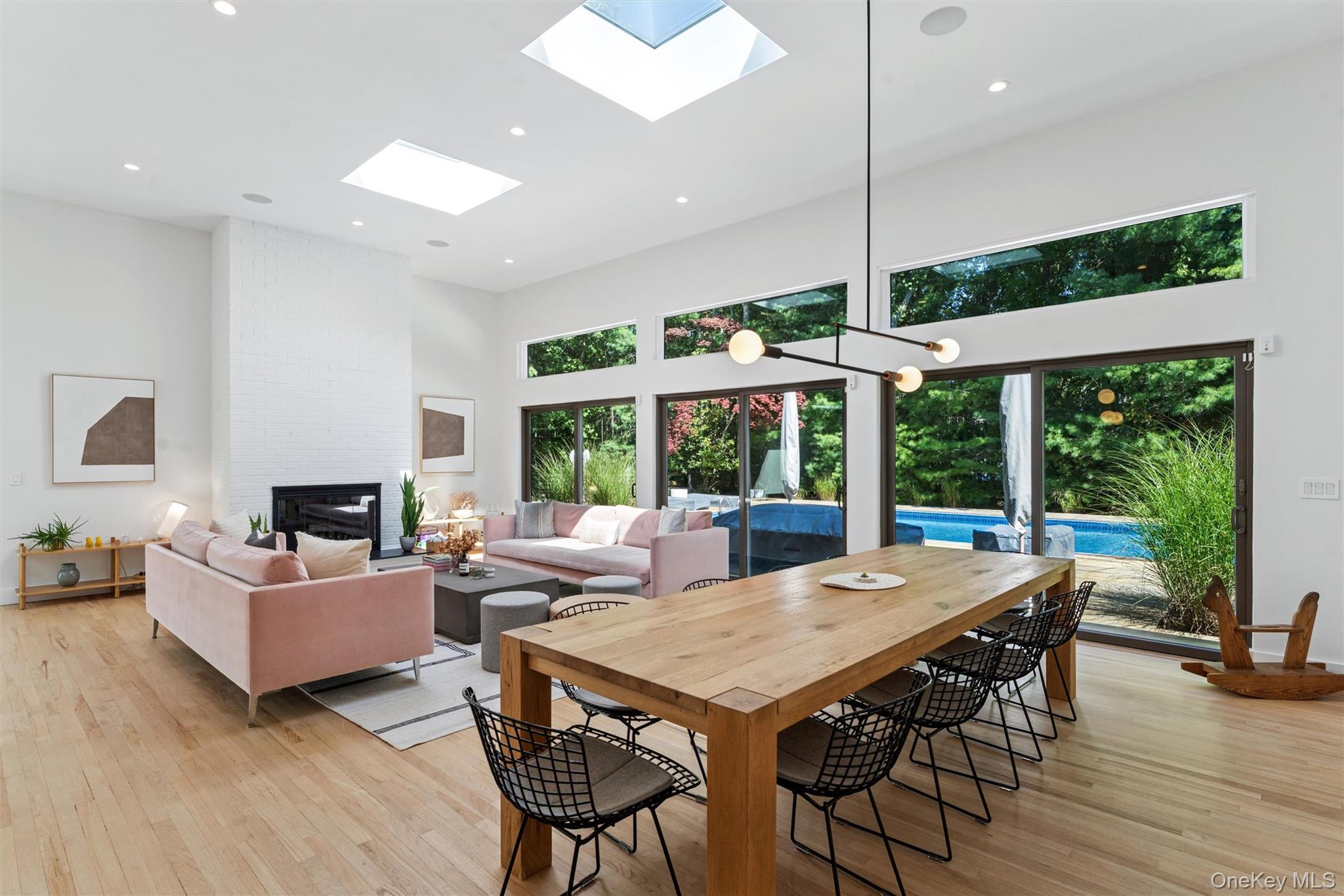 #4 photo, 8 Deer Path, Quogue , NY 11959