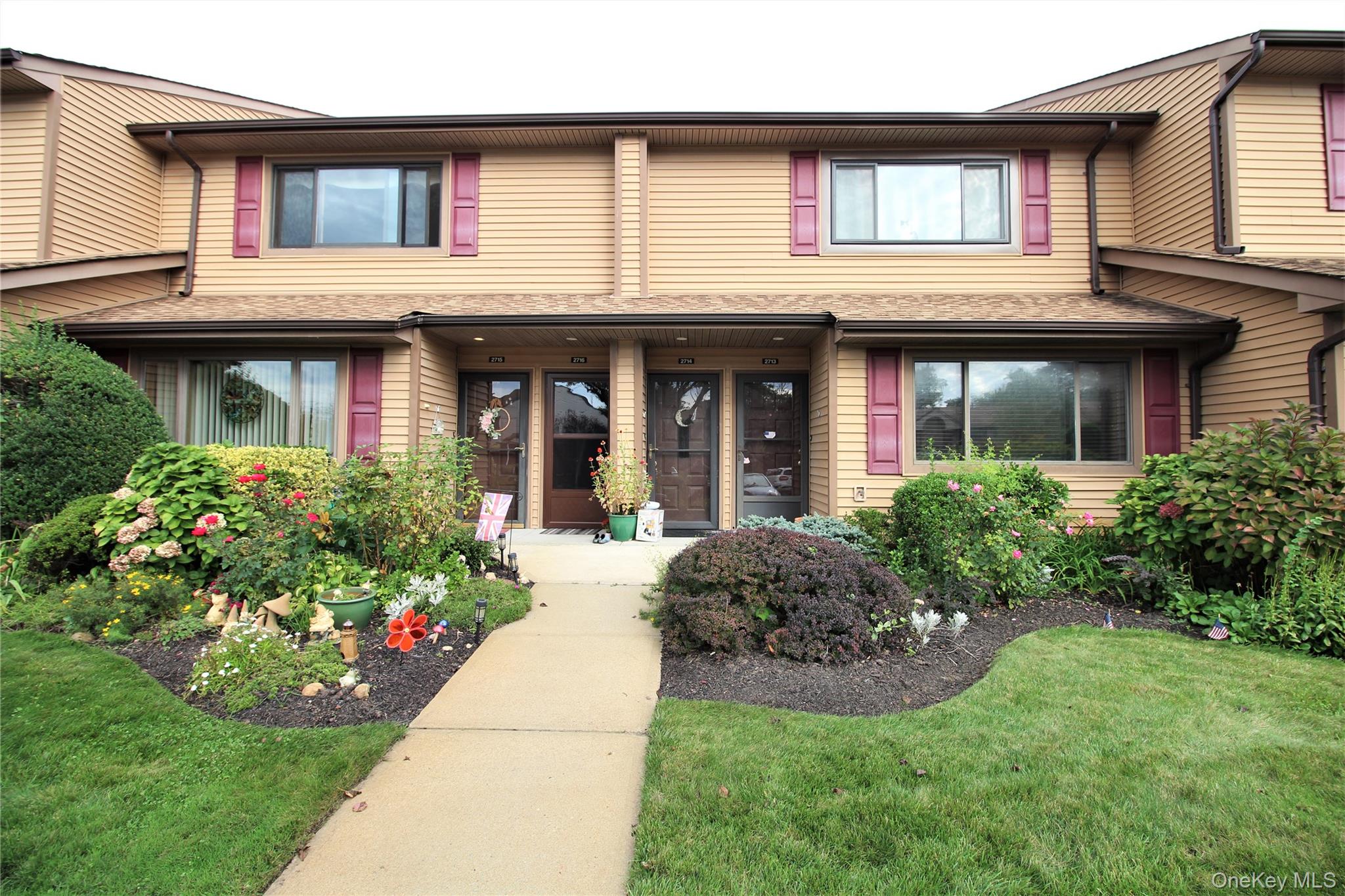 #1 photo, 100 Daly Boulevard, Oceanside , NY 11572