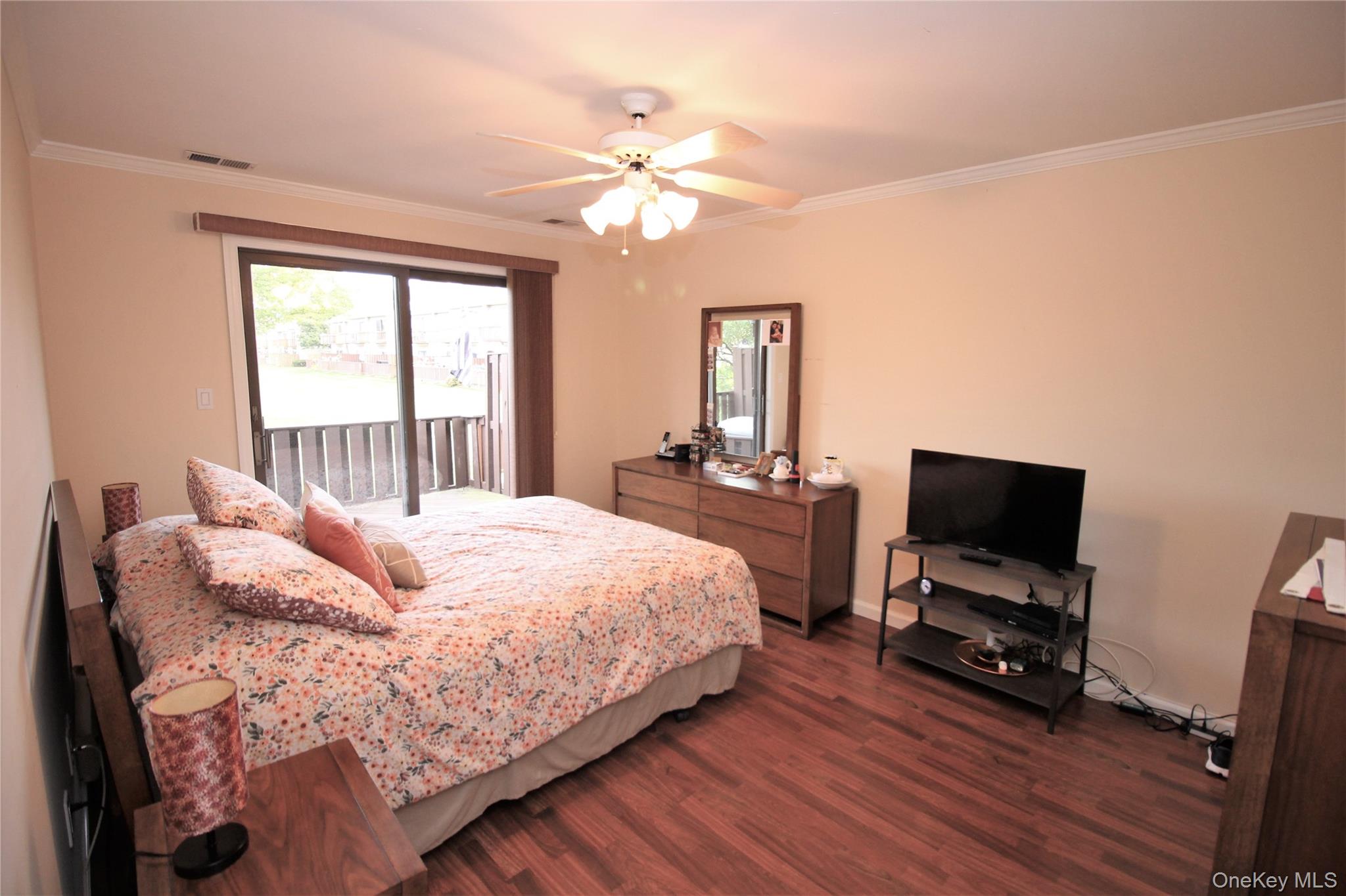 #11 photo, 100 Daly Boulevard, Oceanside , NY 11572