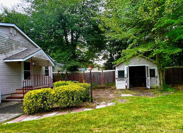 #5 photo, 31 Champlain Street, Ronkonkoma , NY 11779