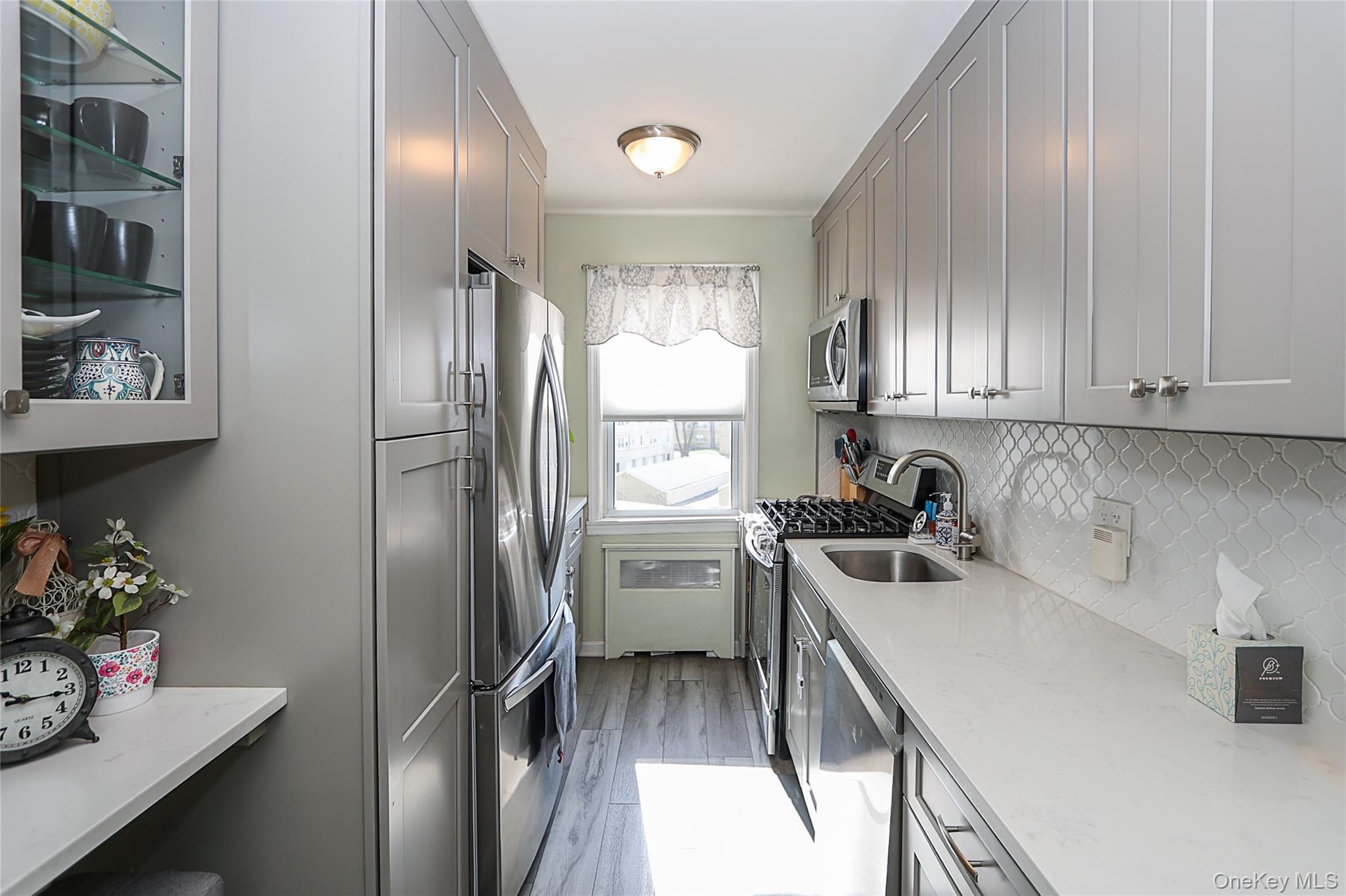 #10 photo, 71-21 252 Street, Bellerose , NY 11426