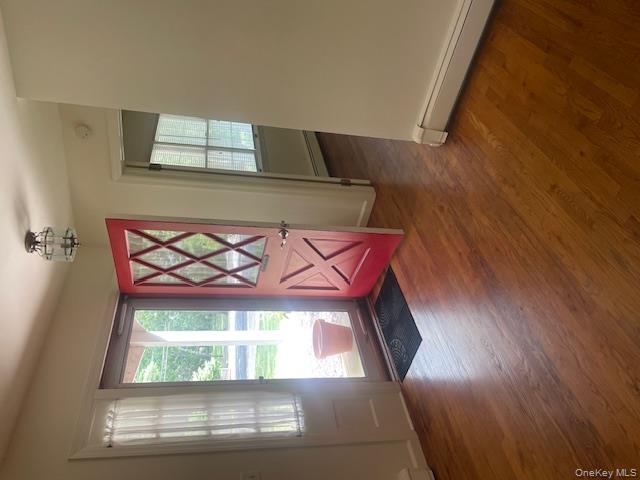 #4 photo, 8595 Peconic Bay Boulevard, Laurel , NY 11948