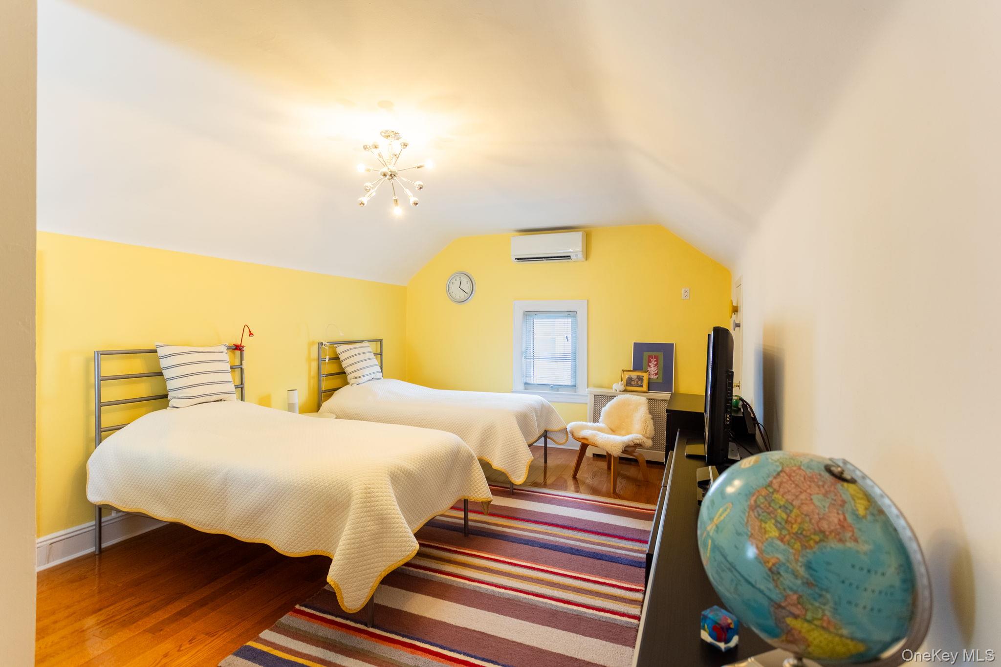 #12 photo, 187-14 Wexford Terrace, Jamaica Estates , NY 11432