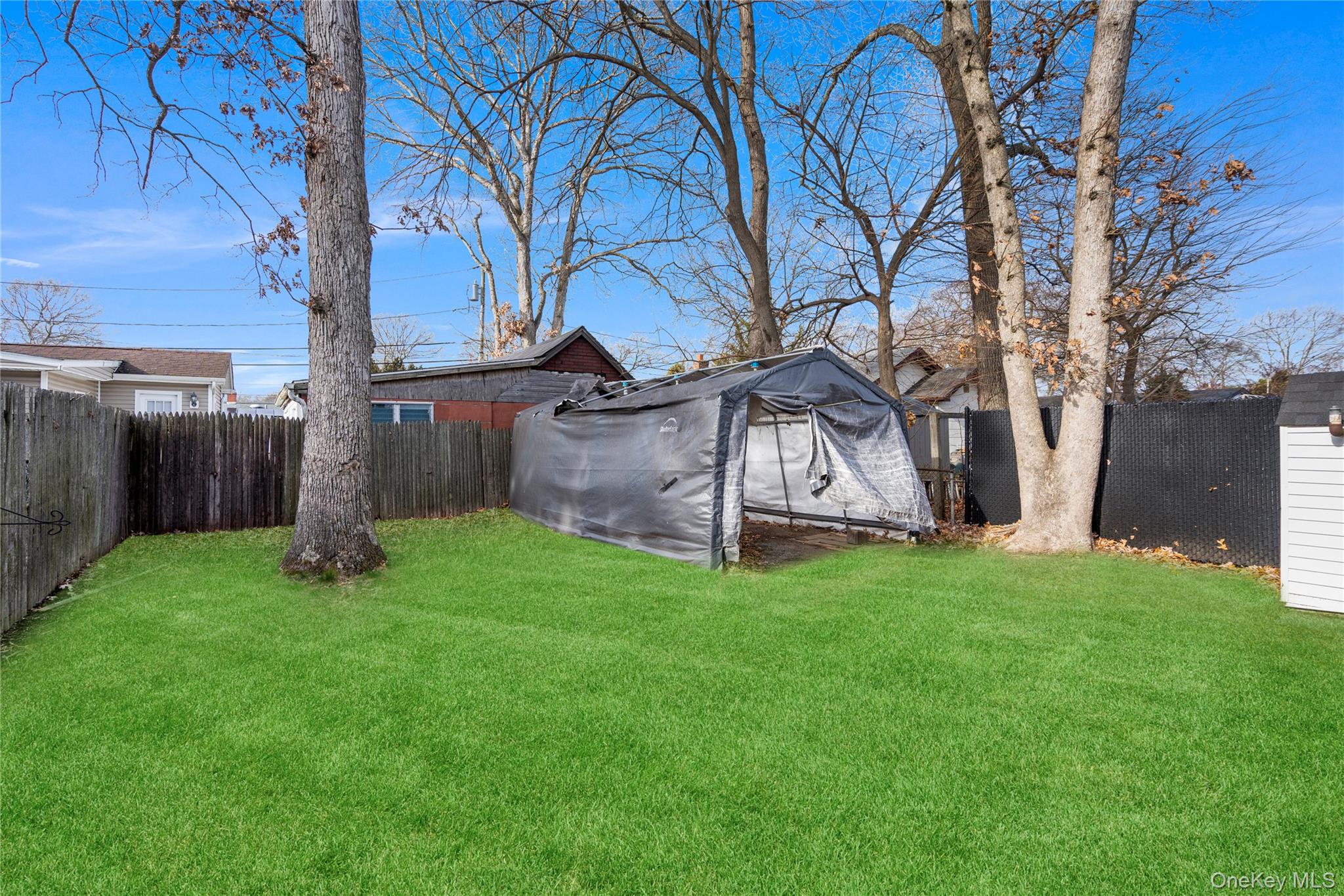 #15 photo, 84 Pleasure Avenue, সাফোক কাউন্টি Lake Ronkonkoma , NY 11779