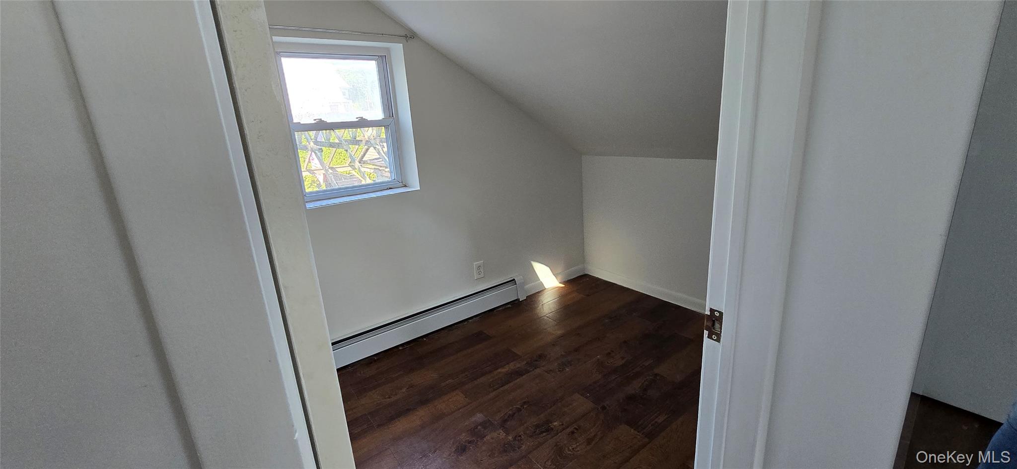 #7 photo, 84 Pleasure Avenue, Lake Ronkonkoma , NY 11779