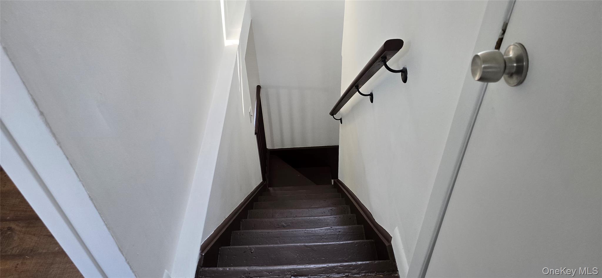 #8 photo, 84 Pleasure Avenue, Lake Ronkonkoma , NY 11779