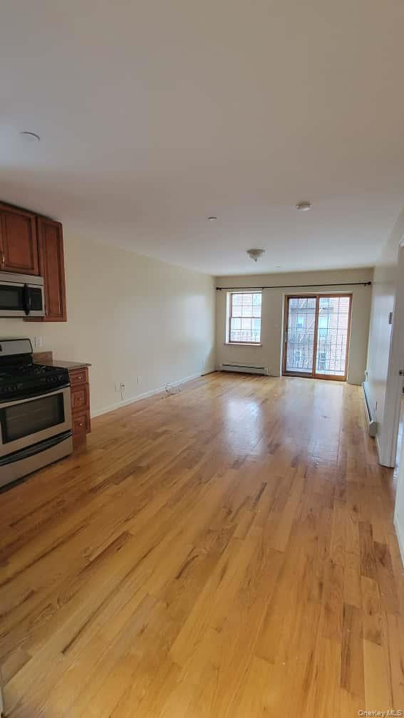 #4 photo, 108-27 63rd Avenue, クイーンズ区 Forest Hills , NY 11375