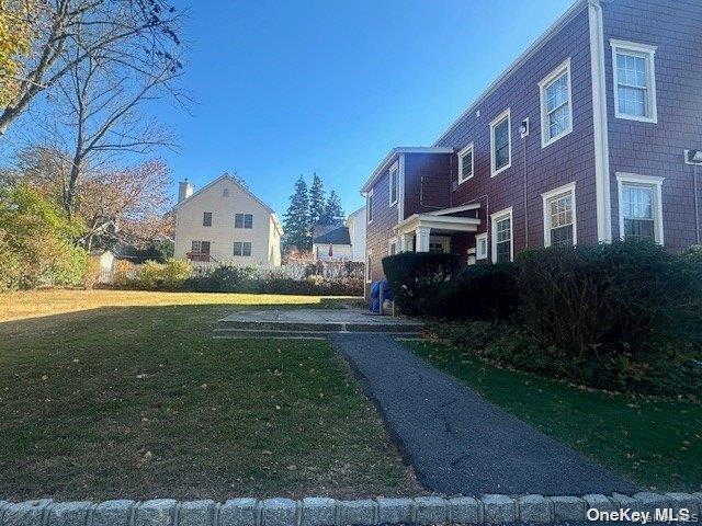 #15 photo, 68 Nassau Road, Huntington , NY 11743