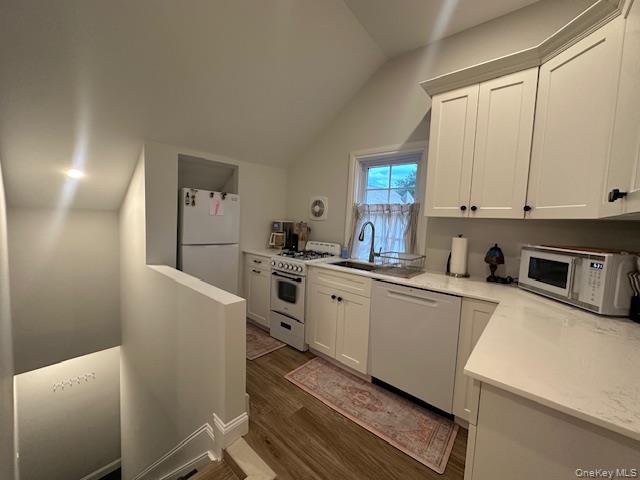 #8 photo, 68 Nassau Road, Huntington , NY 11743