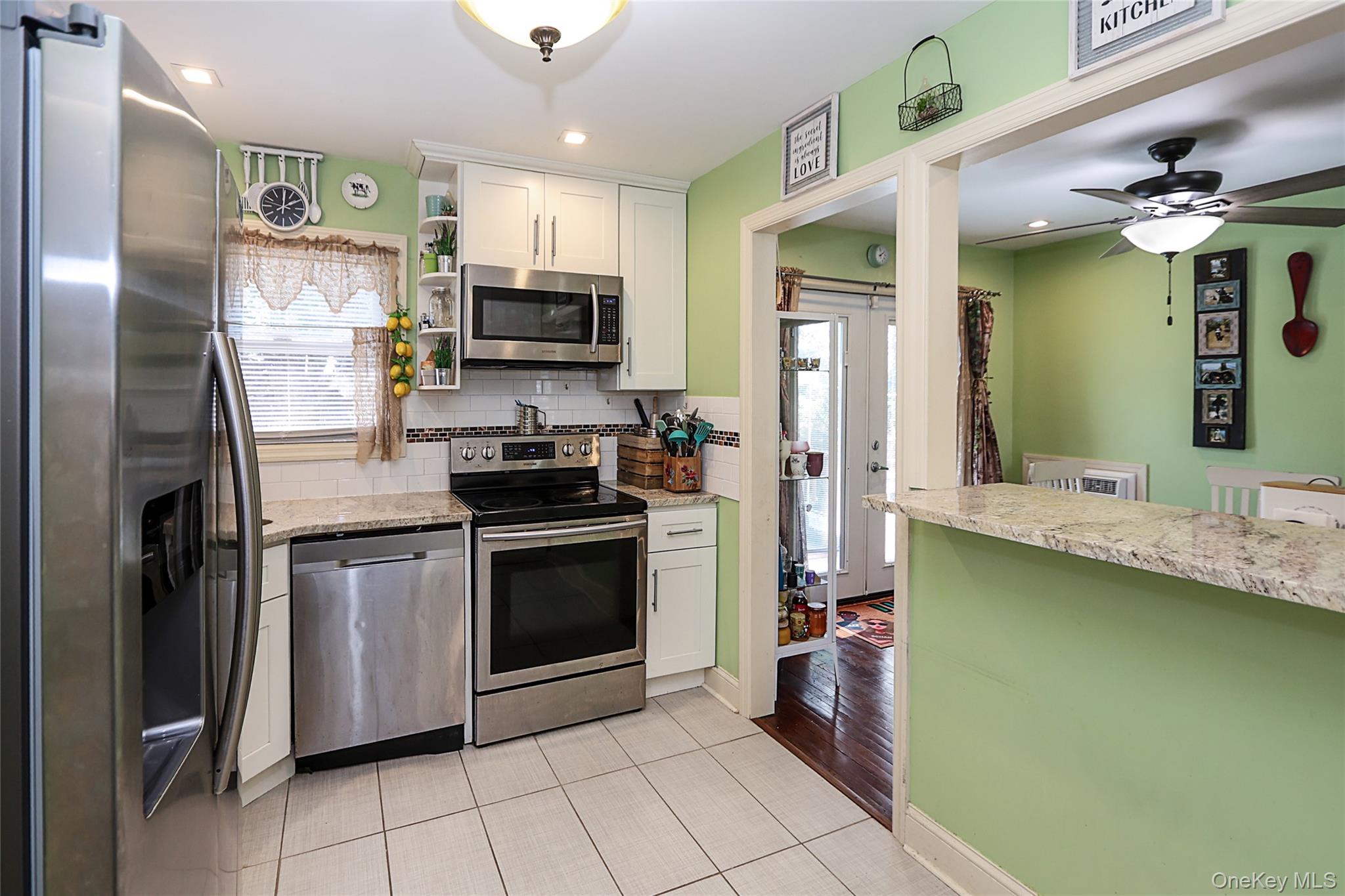 #13 photo, 1078 Northgate Court, Uniondale , NY 11553