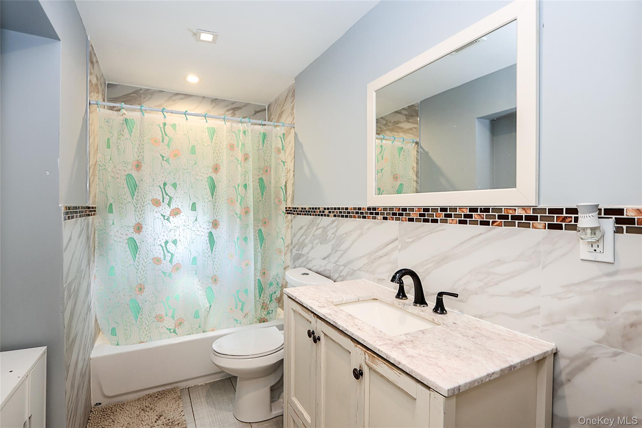 #18 photo, 1078 Northgate Court, Uniondale , NY 11553